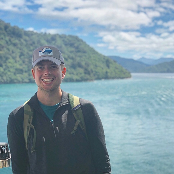 Meet your Posher, Kyle - Picture 2 of 5